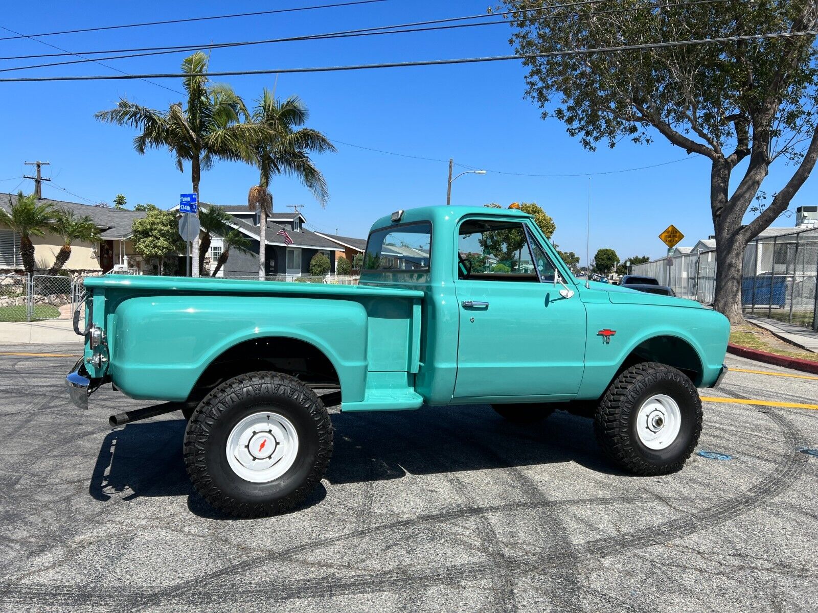 Chevrolet-Other-Pickups-1967-Standard-Cab-Pickup-8