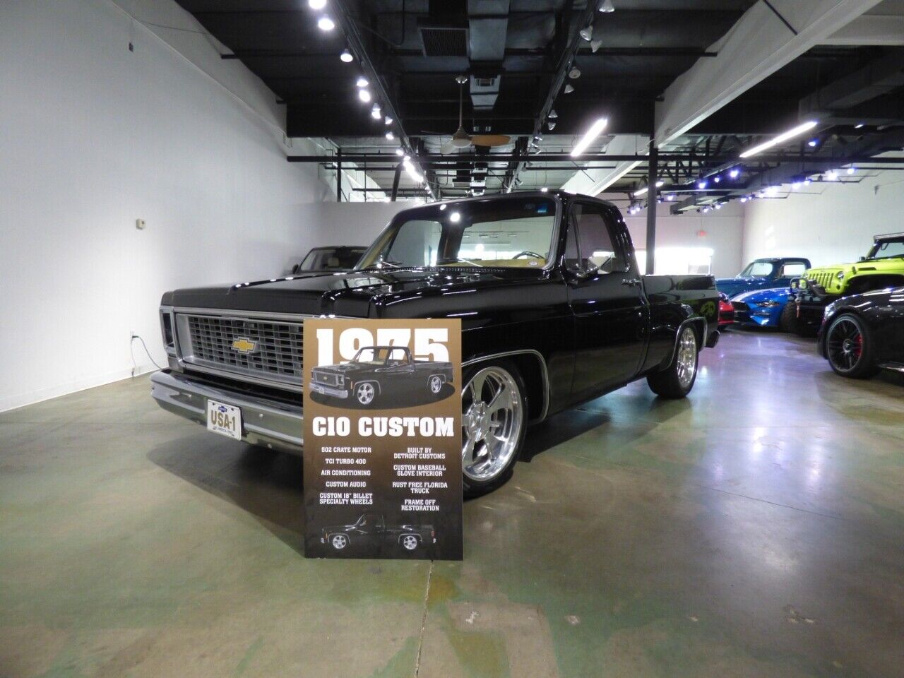 Chevrolet-Other-Pickups-1975-Pickup-Truck-2