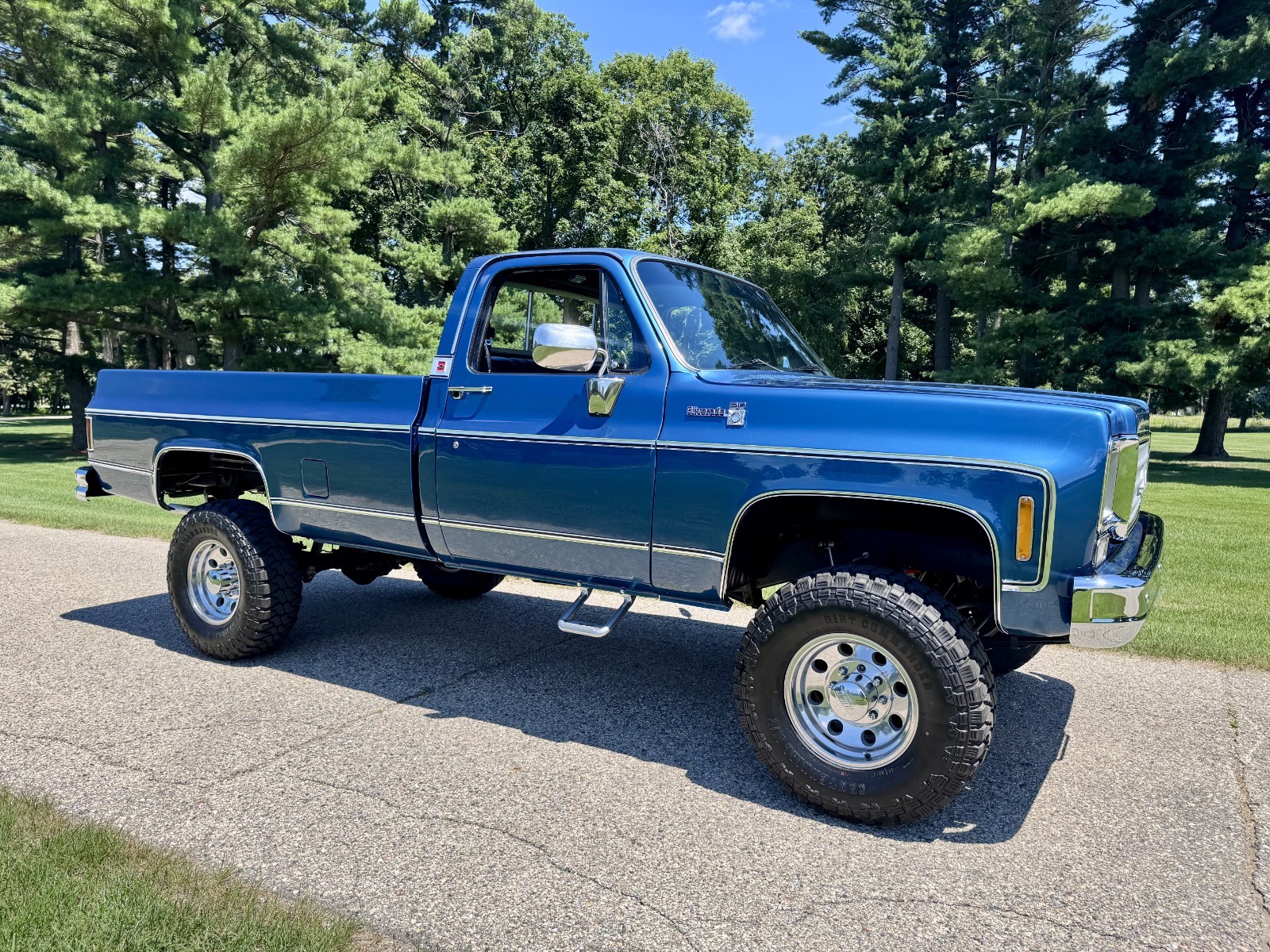 Chevrolet Other Pickups 1975 Standard Cab Pickup