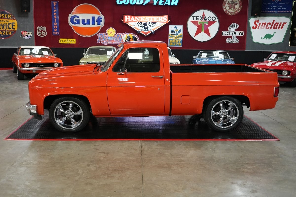 Chevrolet-Other-Pickups-1982-Truck-10
