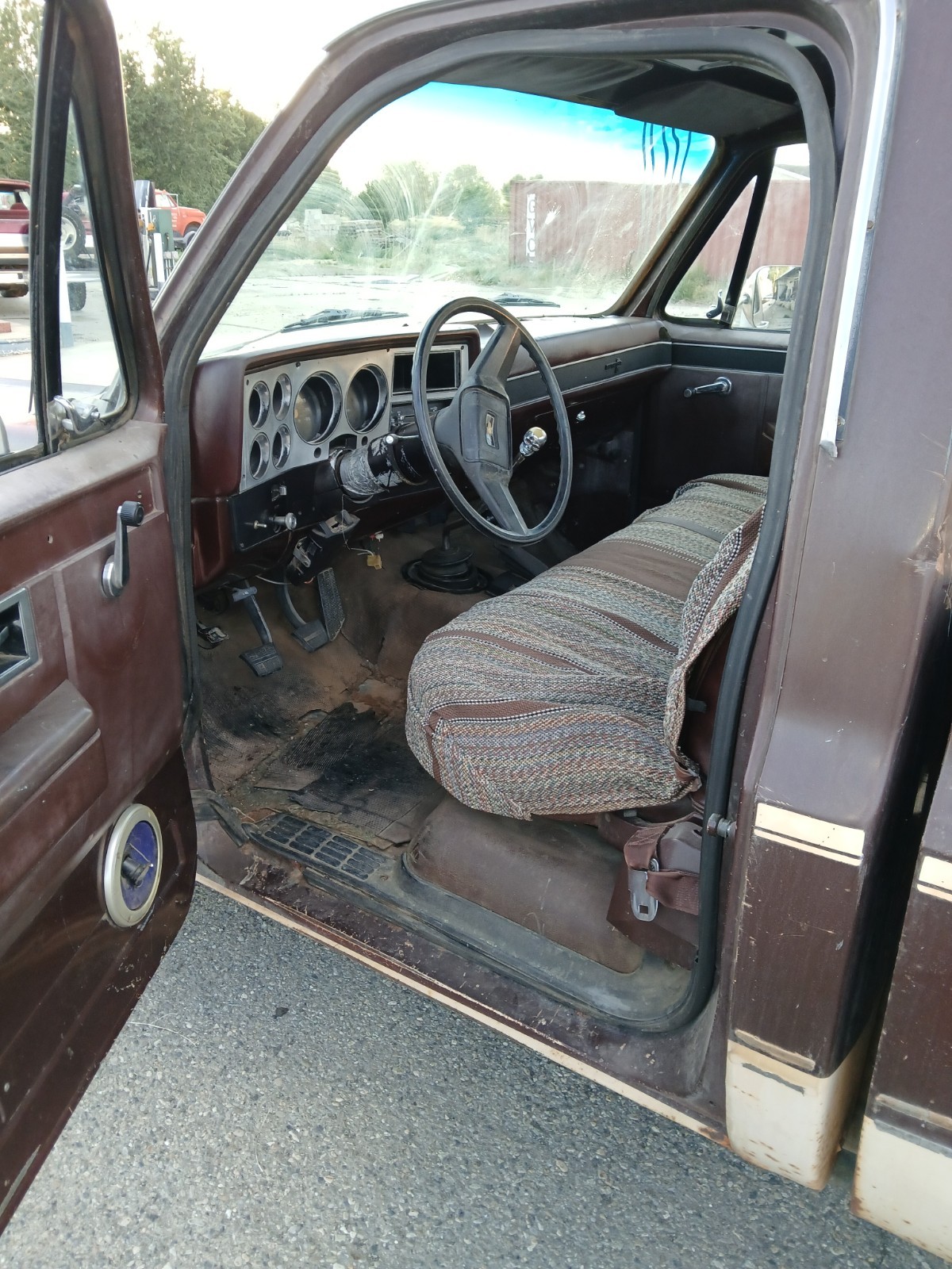 Chevrolet-Other-Pickups-1983-3