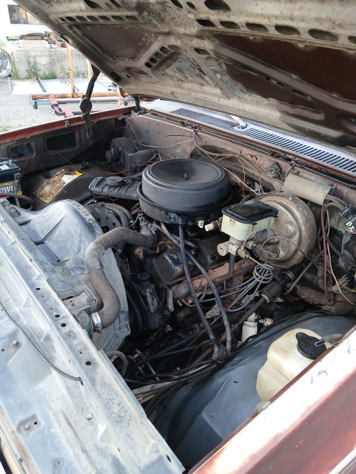 Chevrolet-Other-Pickups-1983-5