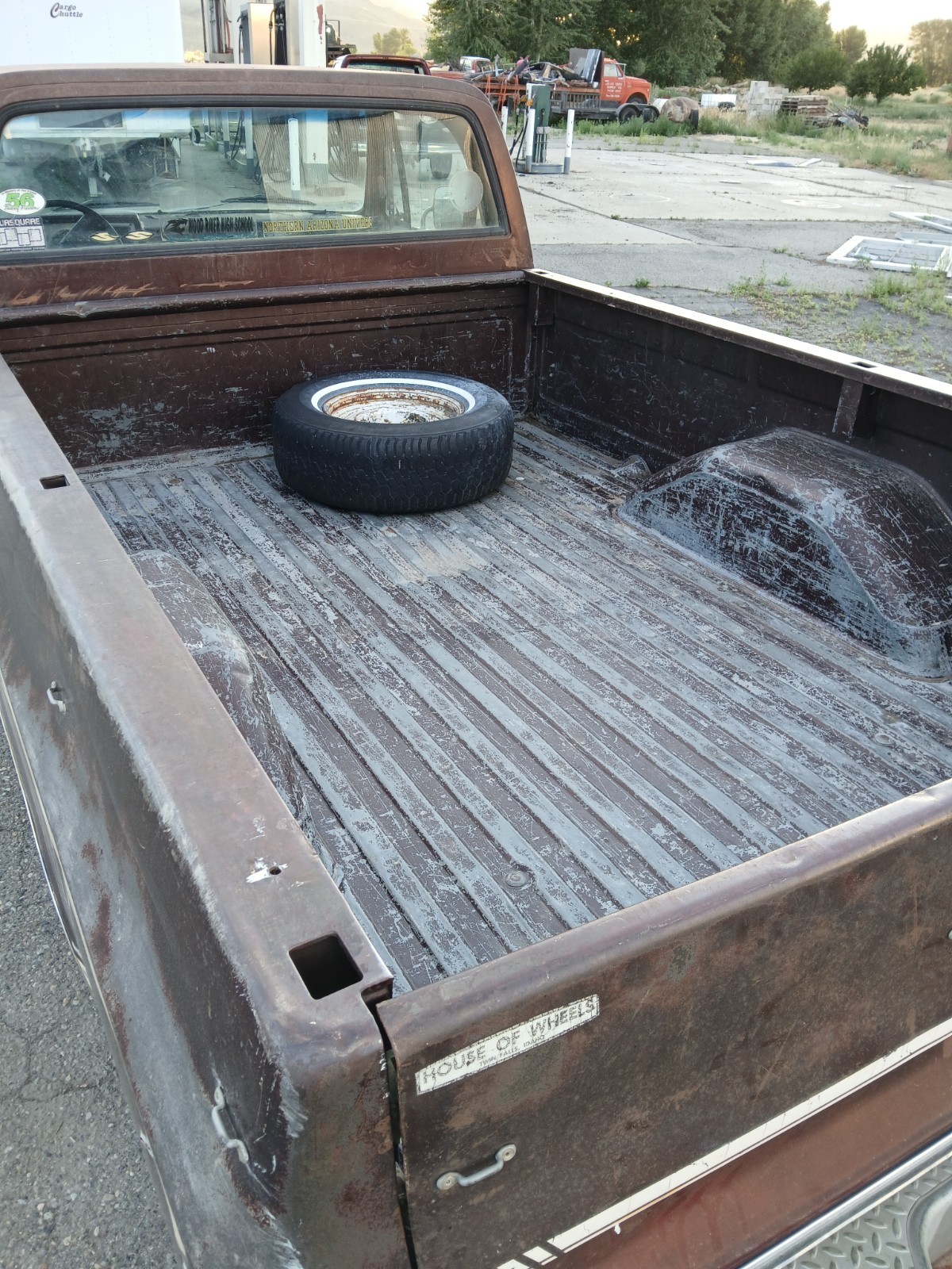Chevrolet-Other-Pickups-1983-6