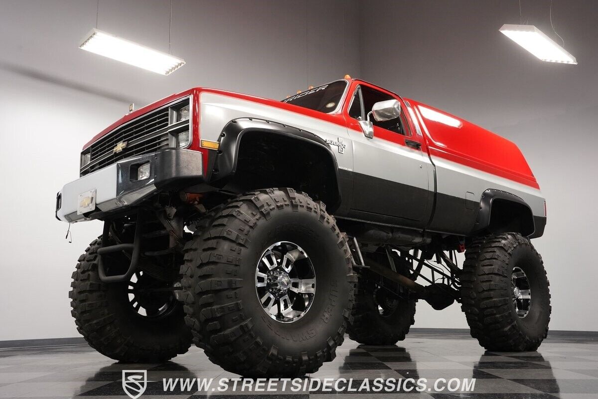 Chevrolet-Other-Pickups-1983-Pickup-Truck-21