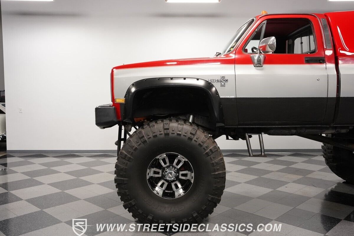Chevrolet-Other-Pickups-1983-Pickup-Truck-23