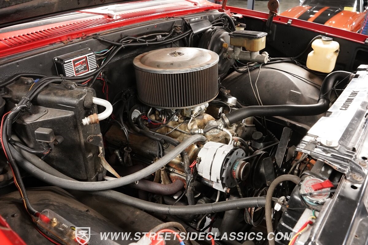 Chevrolet-Other-Pickups-1983-Pickup-Truck-35