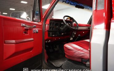 Chevrolet-Other-Pickups-1983-Pickup-Truck-4