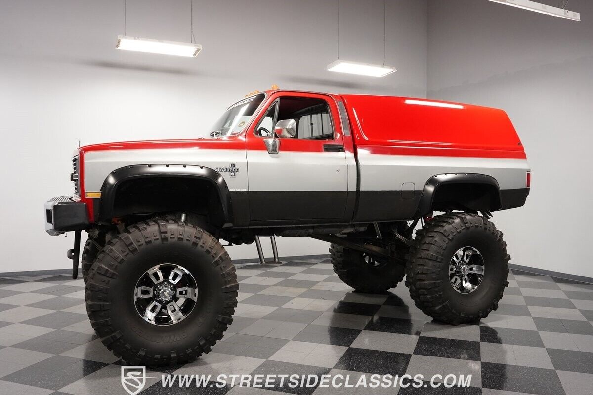 Chevrolet-Other-Pickups-1983-Pickup-Truck-6