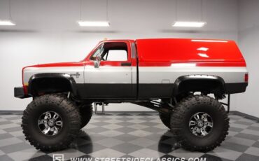 Chevrolet-Other-Pickups-1983-Pickup-Truck-7