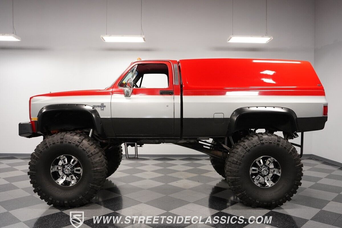 Chevrolet-Other-Pickups-1983-Pickup-Truck-7