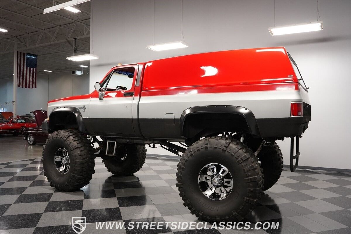 Chevrolet-Other-Pickups-1983-Pickup-Truck-8