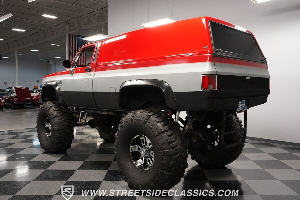 Chevrolet-Other-Pickups-1983-Pickup-Truck-9