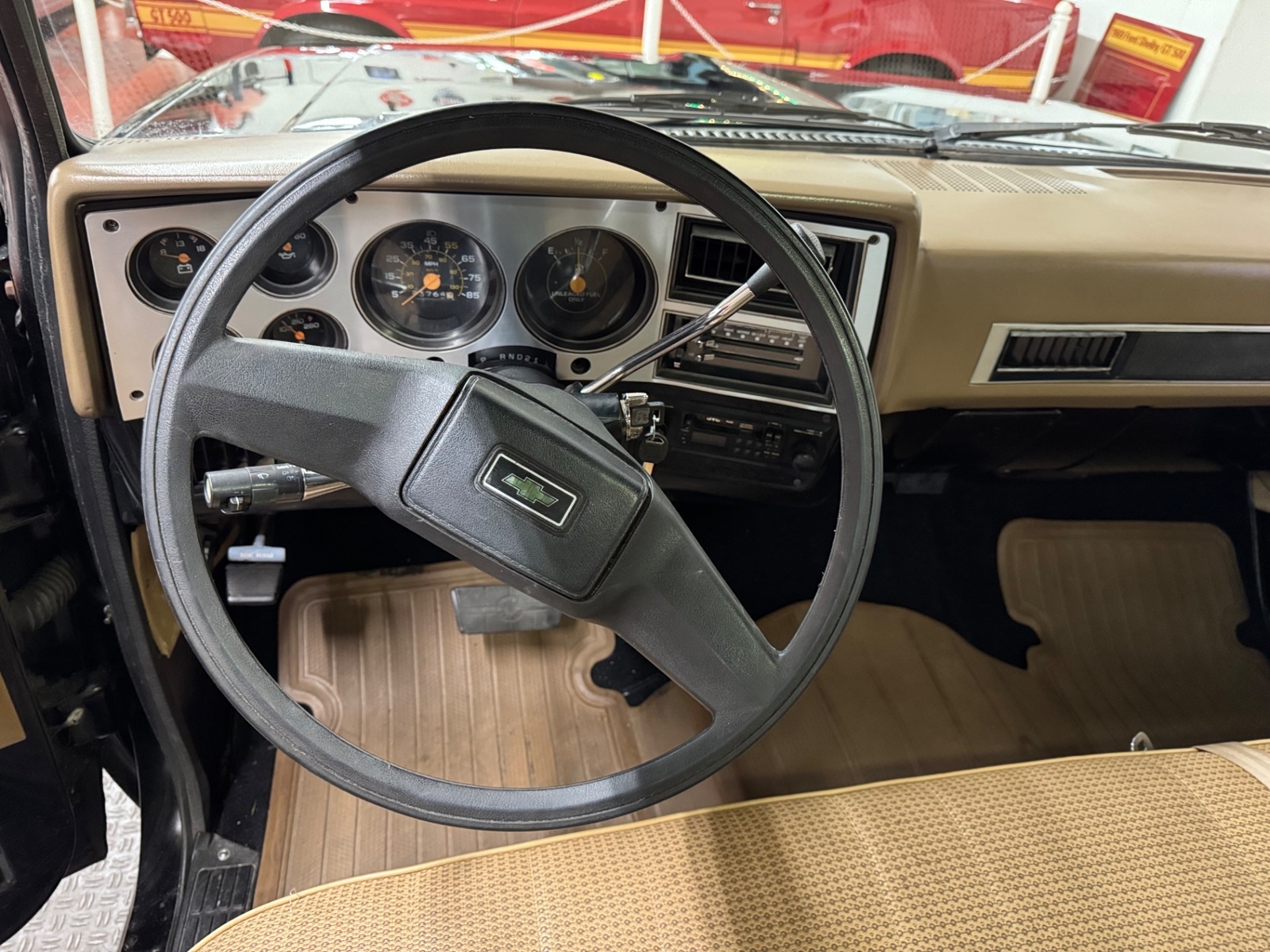Chevrolet-Other-Pickups-1985-Pickup-37