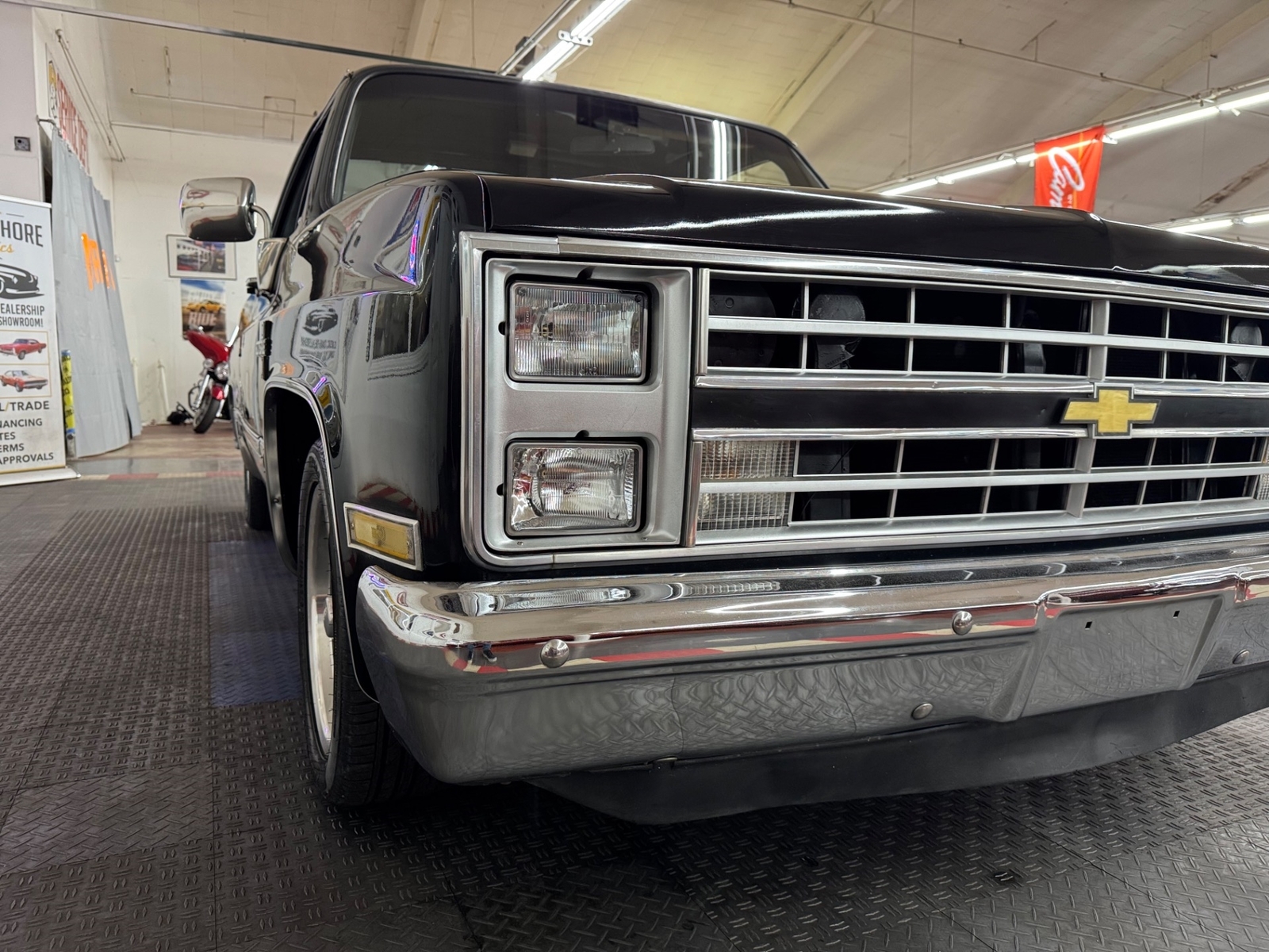 Chevrolet-Other-Pickups-1985-Pickup-6