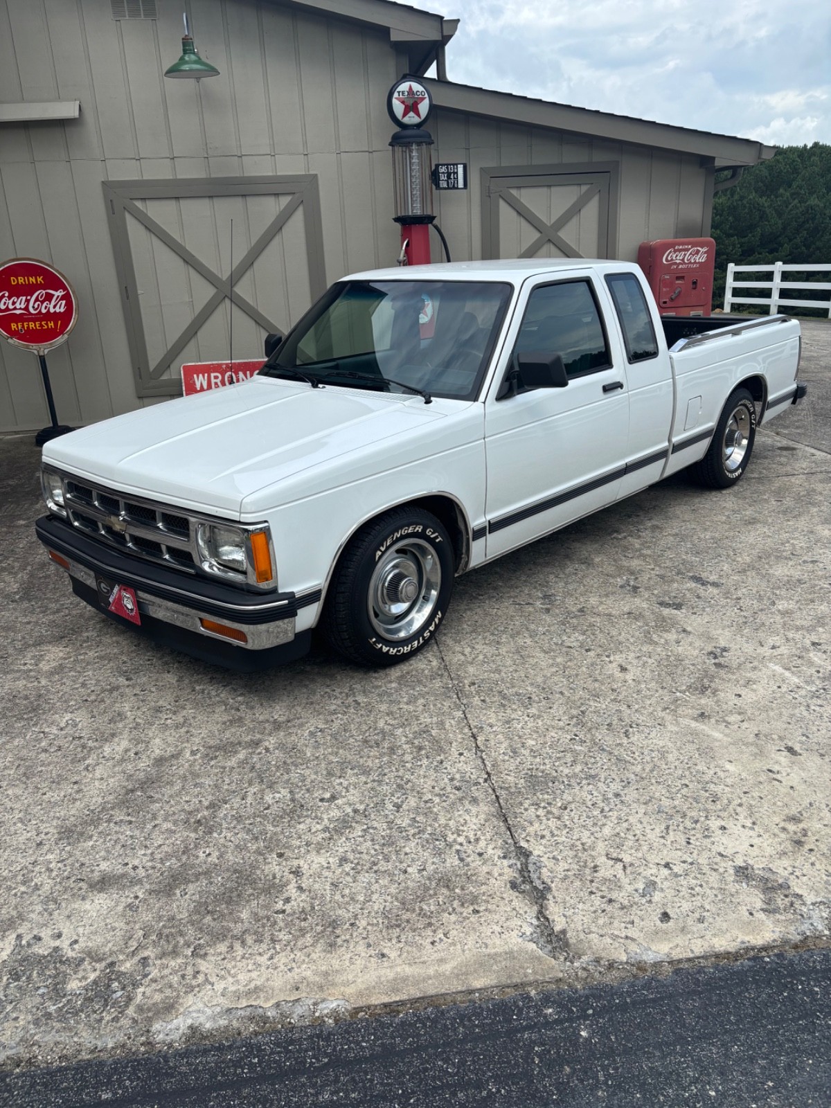 Chevrolet-Other-Pickups-1993