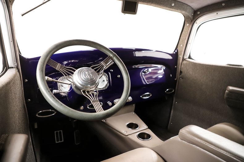 Chevrolet-Panel-truck-1937-Deep-Plum-Pearl-Gray-1