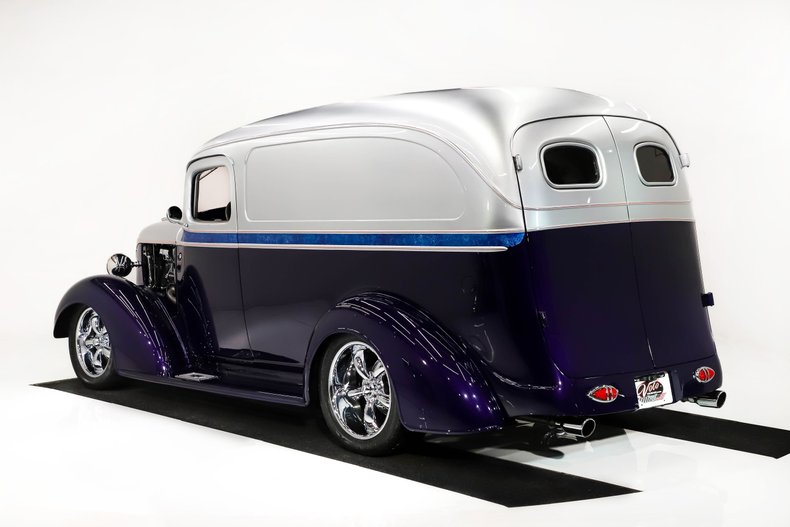 Chevrolet-Panel-truck-1937-Deep-Plum-Pearl-Gray-10