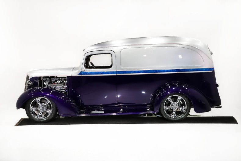 Chevrolet-Panel-truck-1937-Deep-Plum-Pearl-Gray-12