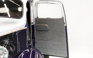 Chevrolet-Panel-truck-1937-Deep-Plum-Pearl-Gray-13