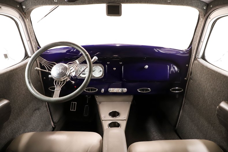 Chevrolet-Panel-truck-1937-Deep-Plum-Pearl-Gray-25