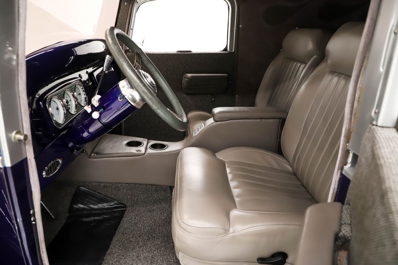 Chevrolet-Panel-truck-1937-Deep-Plum-Pearl-Gray-29