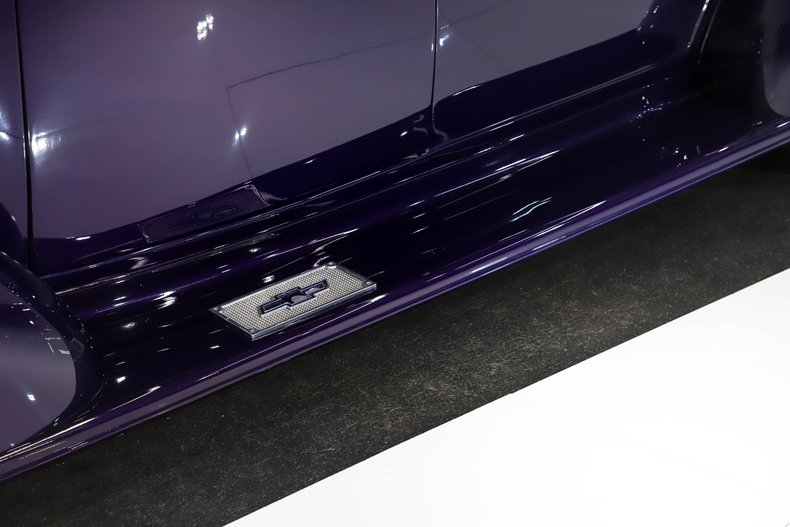 Chevrolet-Panel-truck-1937-Deep-Plum-Pearl-Gray-5