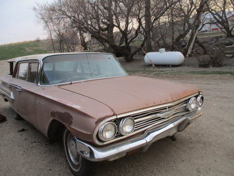 Chevrolet-Parkwood-1960-12