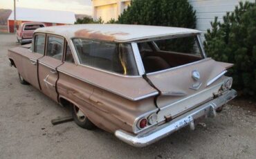 Chevrolet-Parkwood-1960-13
