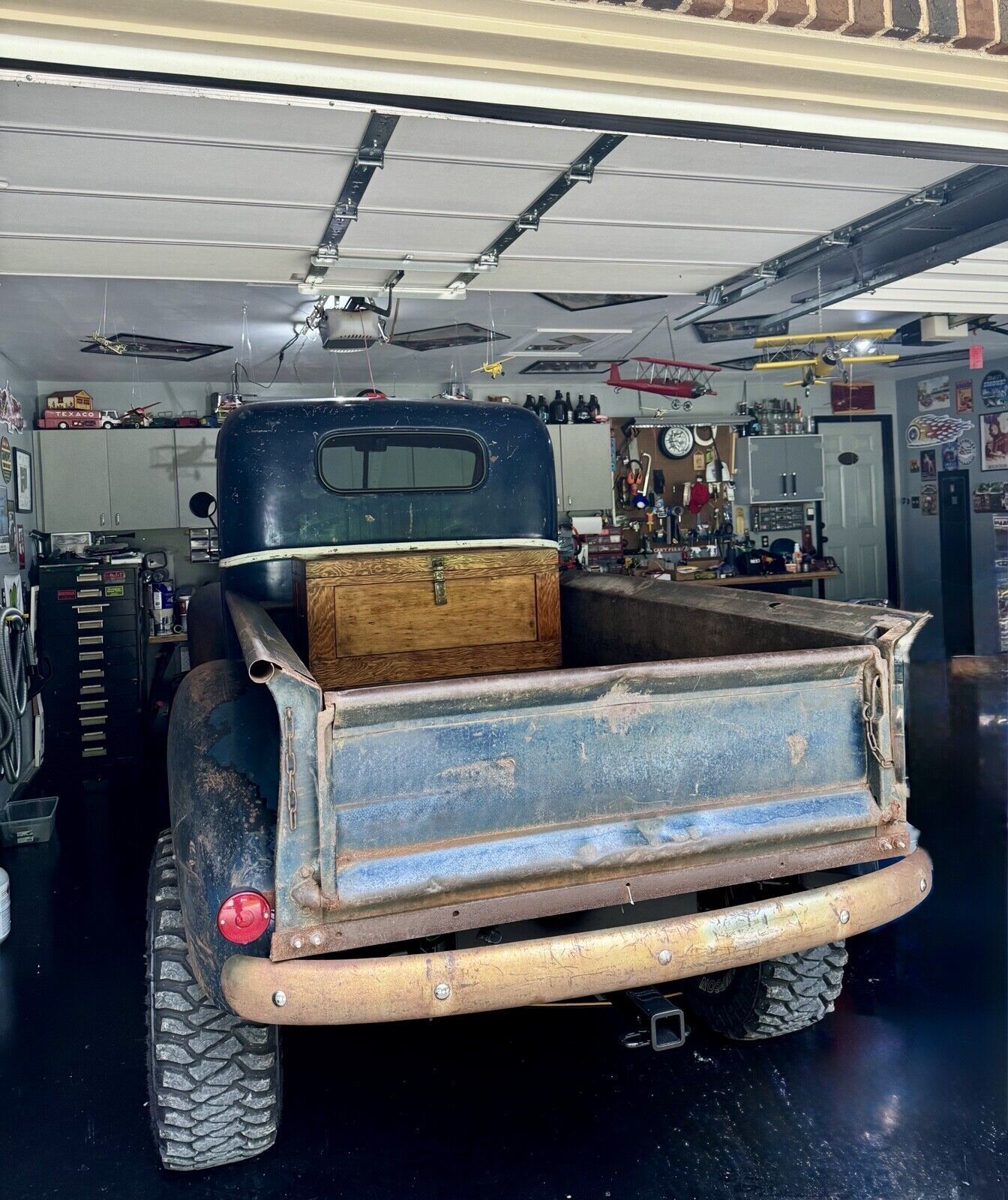 Chevrolet-Pickup-1941-Standard-Cab-Pickup-12