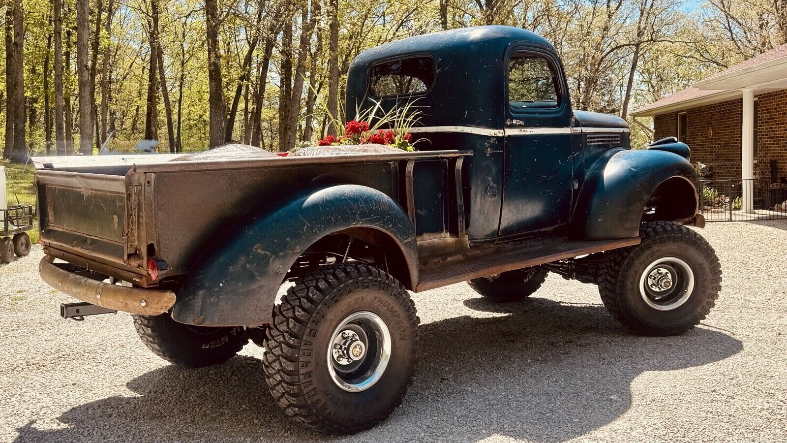 Chevrolet-Pickup-1941-Standard-Cab-Pickup-2