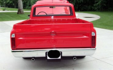 Chevrolet-Pickup-1972-Red-Black-Gray