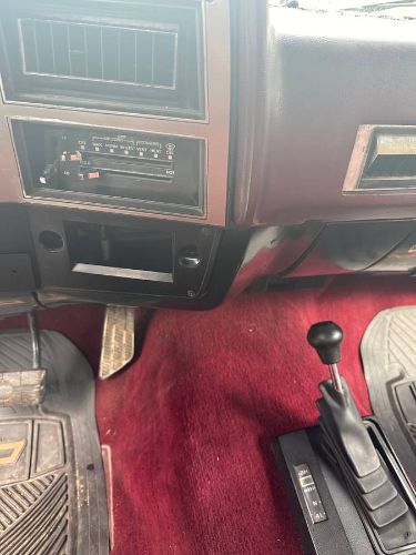 Chevrolet-Pickup-1985-Black-11