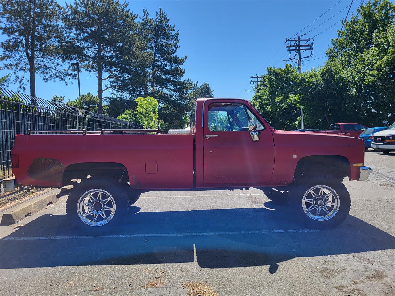 Chevrolet-Pickup-1987-Red-Red-1