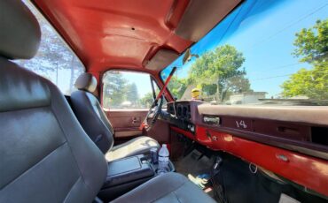 Chevrolet-Pickup-1987-Red-Red-10