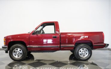 Chevrolet-Pickup-1990-Red-Crimson-Gray-1