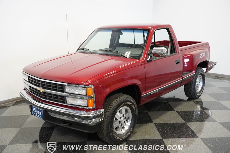 Chevrolet-Pickup-1990-Red-Crimson-Gray-17