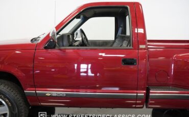 Chevrolet-Pickup-1990-Red-Crimson-Gray-24
