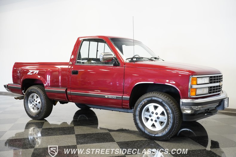 Chevrolet-Pickup-1990-Red-Crimson-Gray-35