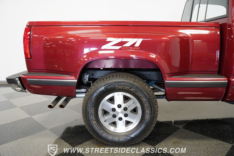 Chevrolet-Pickup-1990-Red-Crimson-Gray-39
