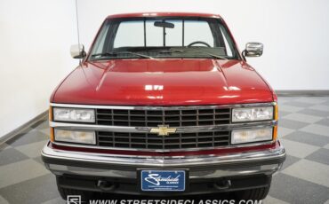Chevrolet-Pickup-1990-Red-Crimson-Gray-4