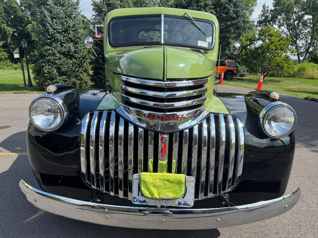 Chevrolet-Pickup-truck-1946-green