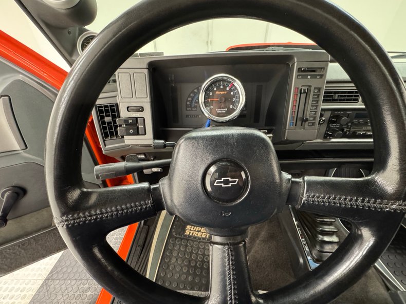 Chevrolet-S10-1986-Orange-Charcoal-Black-14