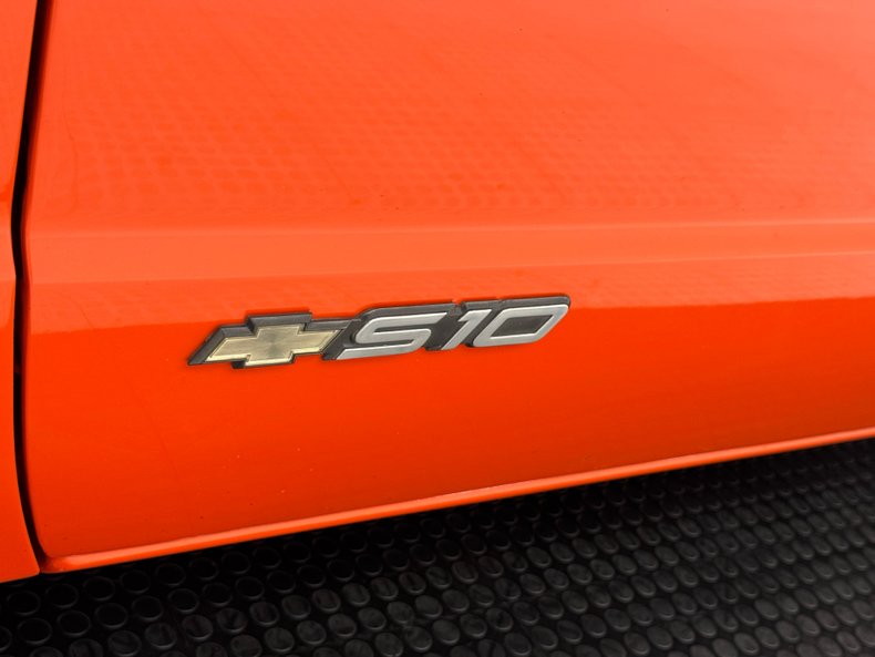 Chevrolet-S10-1986-Orange-Charcoal-Black-27