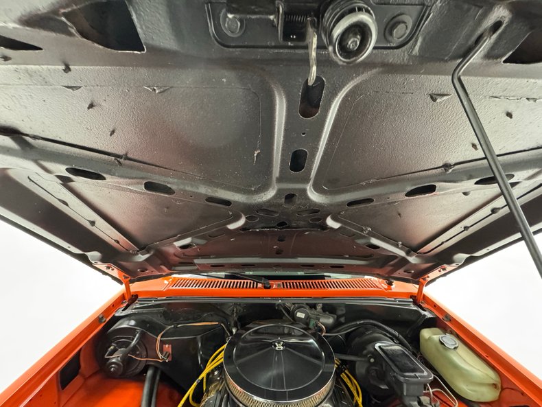 Chevrolet-S10-1986-Orange-Charcoal-Black-32