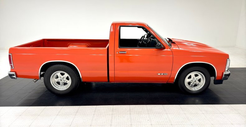 Chevrolet-S10-1986-Orange-Charcoal-Black-4