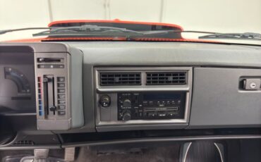 Chevrolet-S10-1986-Orange-Charcoal-Black-44