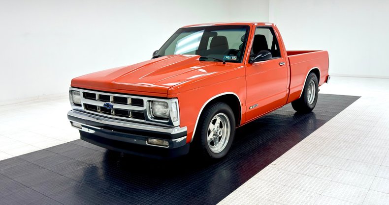 Chevrolet-S10-1986-Orange-Charcoal-Black-45