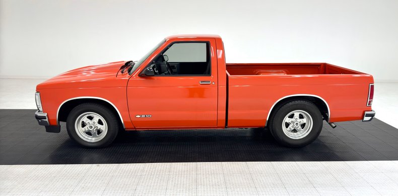 Chevrolet-S10-1986-Orange-Charcoal-Black