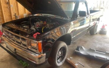 Chevrolet-S10-1989-Black-1