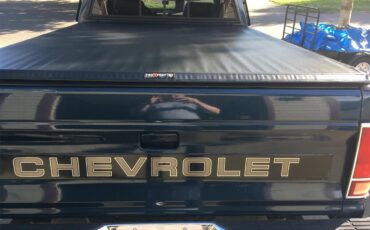 Chevrolet-S10-1989-Midnight-BlueSilver-Blue-2